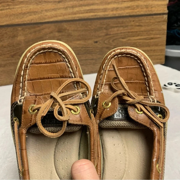 Sperry Topsiders size 6.5M brown/cream leather ties some cracking on the sides - Picture 3 of 10